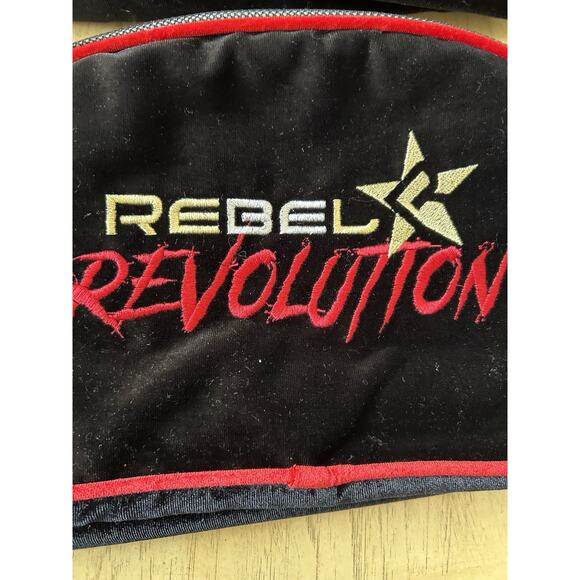 2* NEW Rebel Revolution Shoe Bag Black Velvet Red Retro Cheer Tennis Vacation - Picture 4 of 8